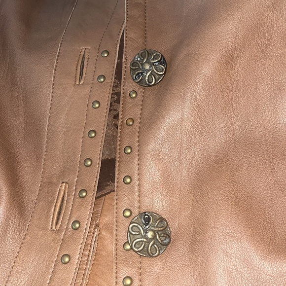 Carlisle Vintage Coffee Brown Studded Leather
Blazer Jacket Size 10 - Picture 10 of 10